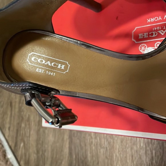 Coach pewter/metallic gray/grey size 11 heels/ pumps - Picture 5 of 14